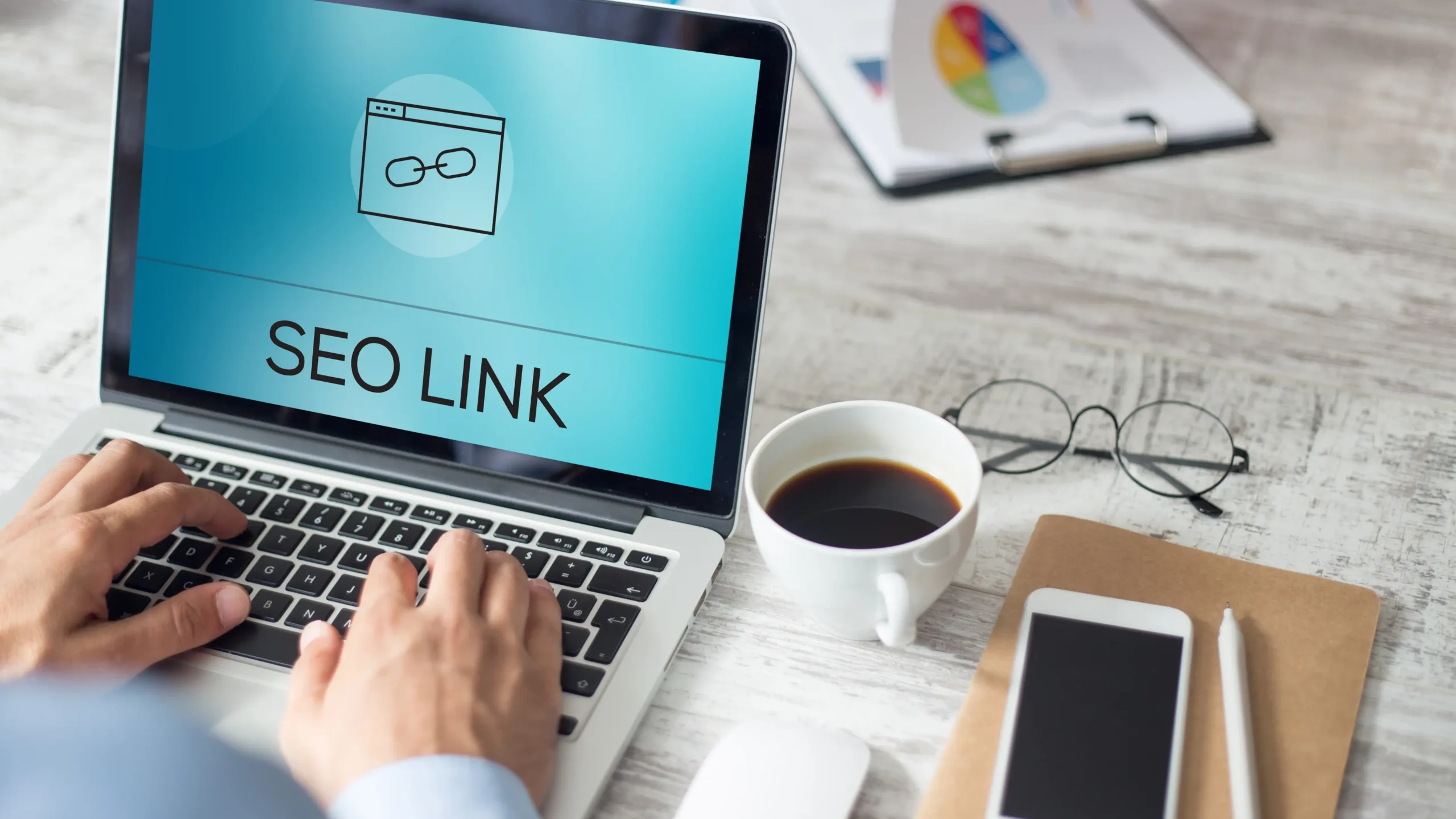 Inadequate Internal Linking and Blog Structure